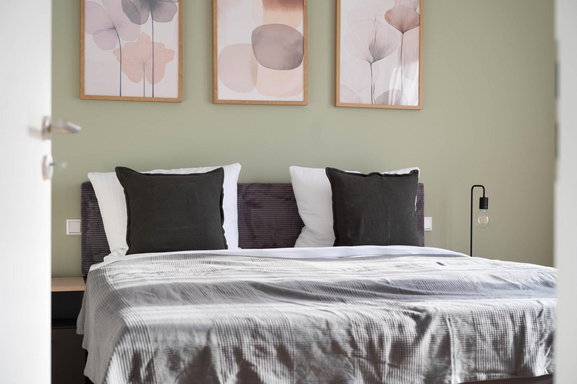 Schoene Apartments In Der Innenstadt I Home2Share ออสนาบรึค ภายนอก รูปภาพ