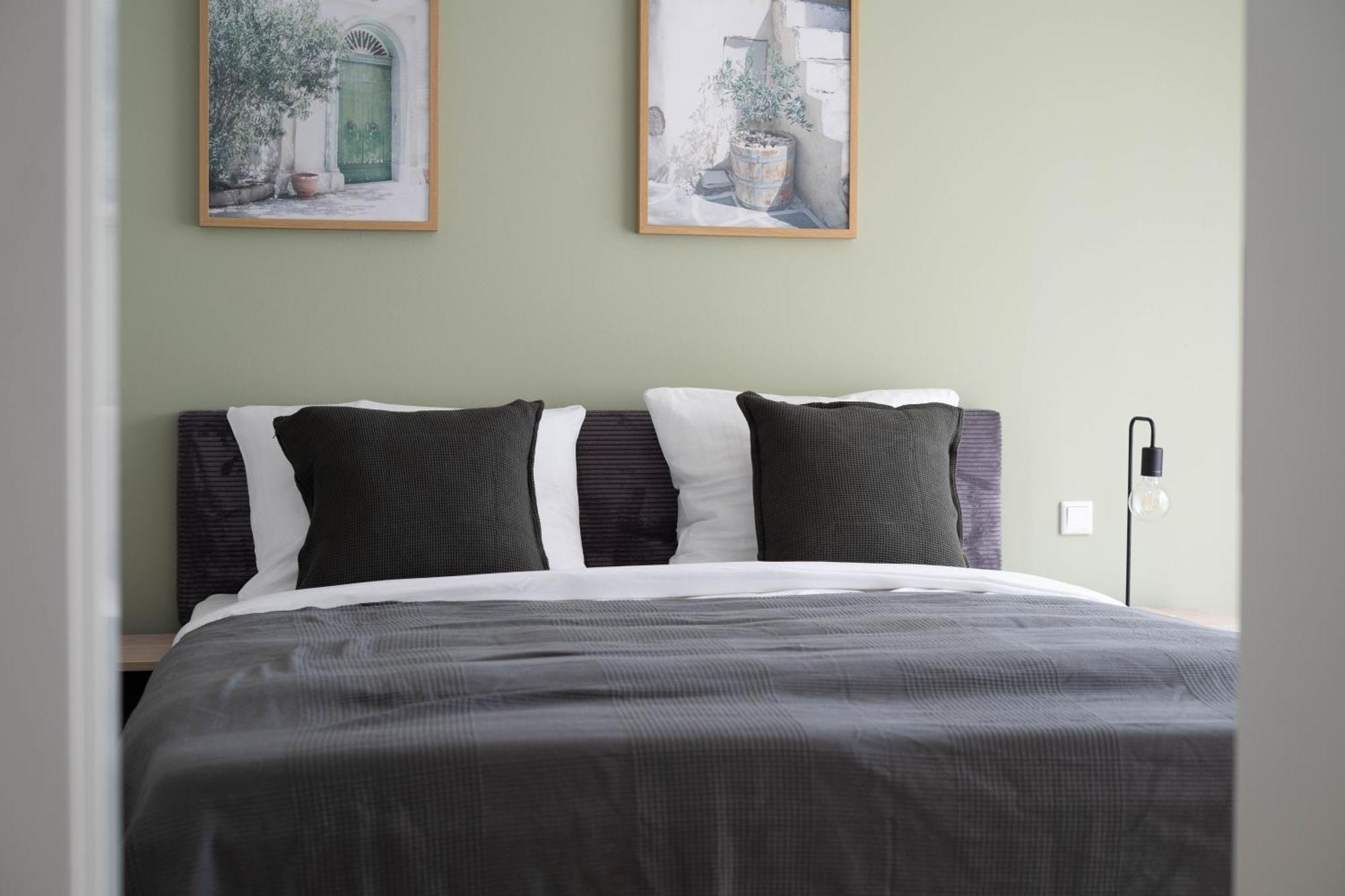Schoene Apartments In Der Innenstadt I Home2Share ออสนาบรึค ภายนอก รูปภาพ